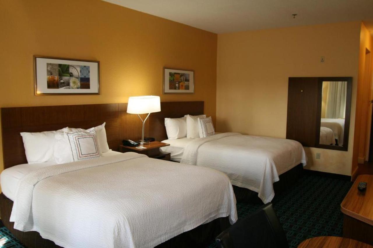 Fairfield Inn & Suites Hilton Head Island Блафтон Экстерьер фото