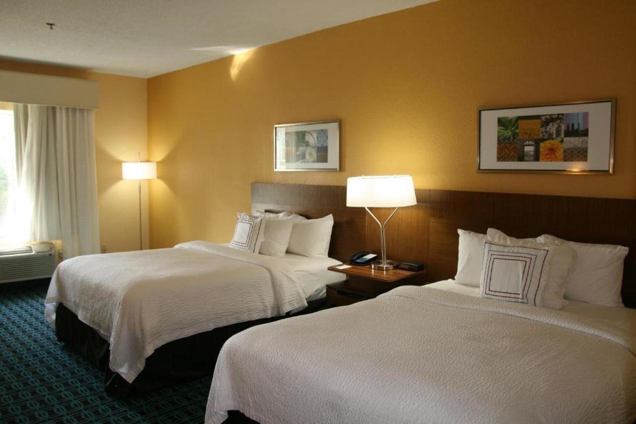 Fairfield Inn & Suites Hilton Head Island Блафтон Экстерьер фото