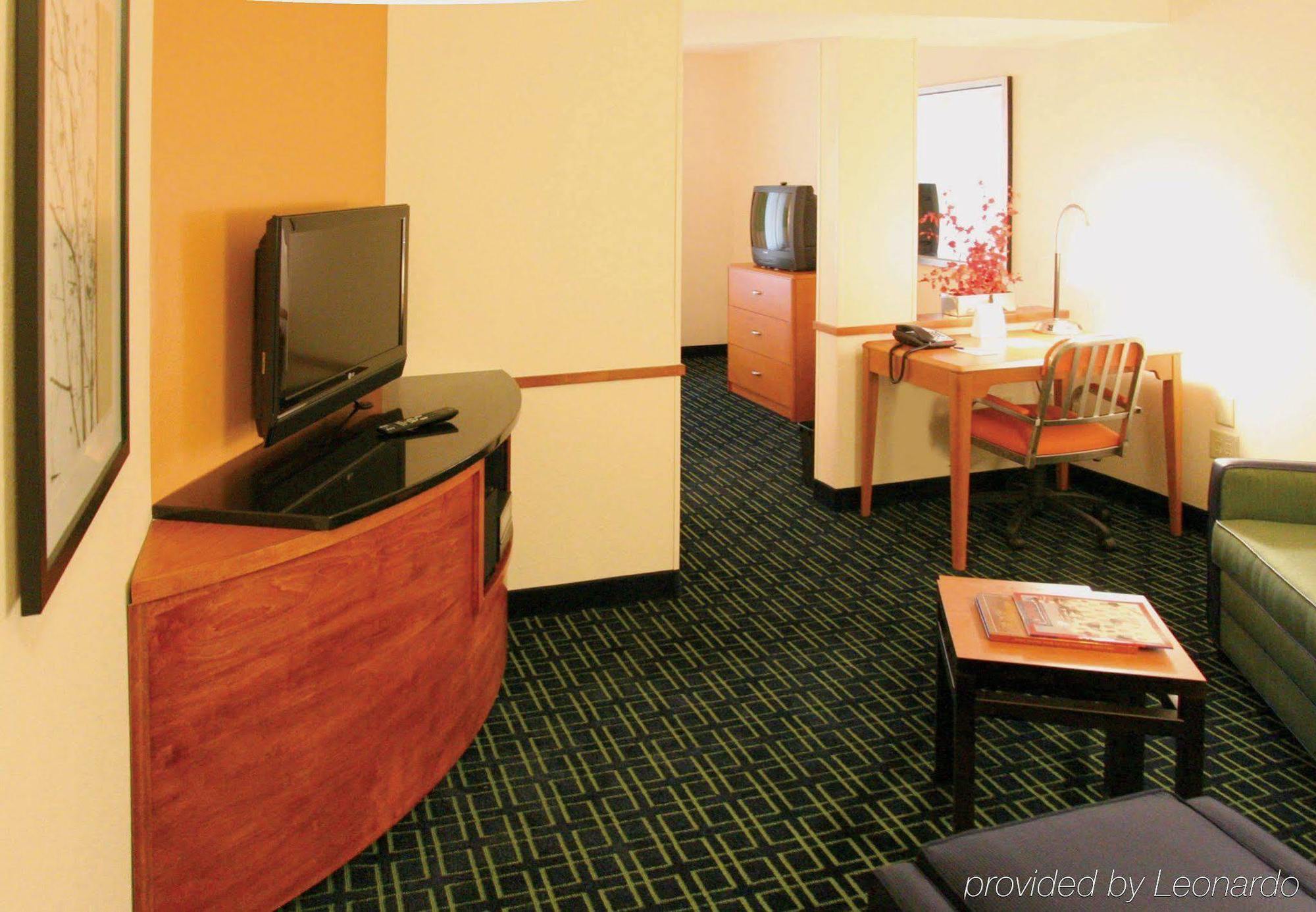 Fairfield Inn & Suites Hilton Head Island Блафтон Номер фото